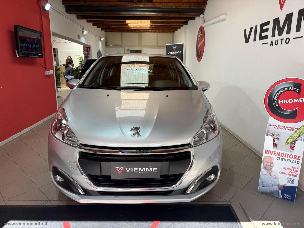 PEUGEOT 208 PureTech 82 5p. Allure