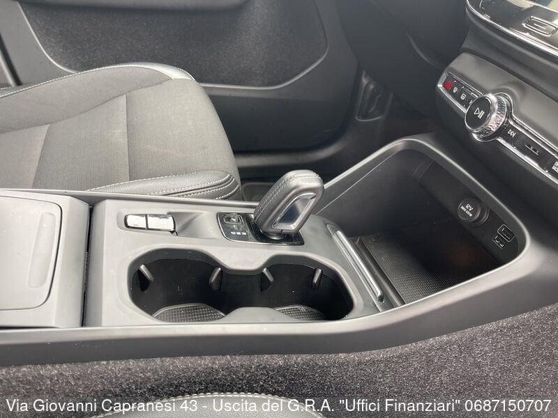 Volvo XC40 T3 Geartronic Momentum Pro