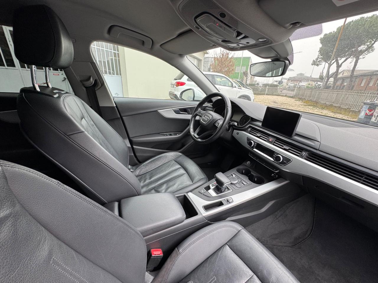 Audi A4 2.0 TDI 150 CV ultra S tronic Business Sport