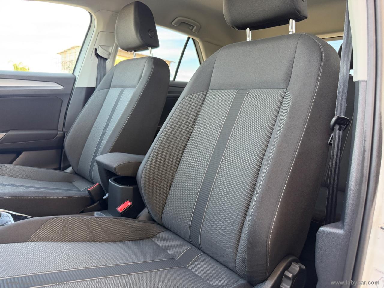 VOLKSWAGEN T-Roc 2.0TDI LED CARPLAY PARK ASSIST ACC