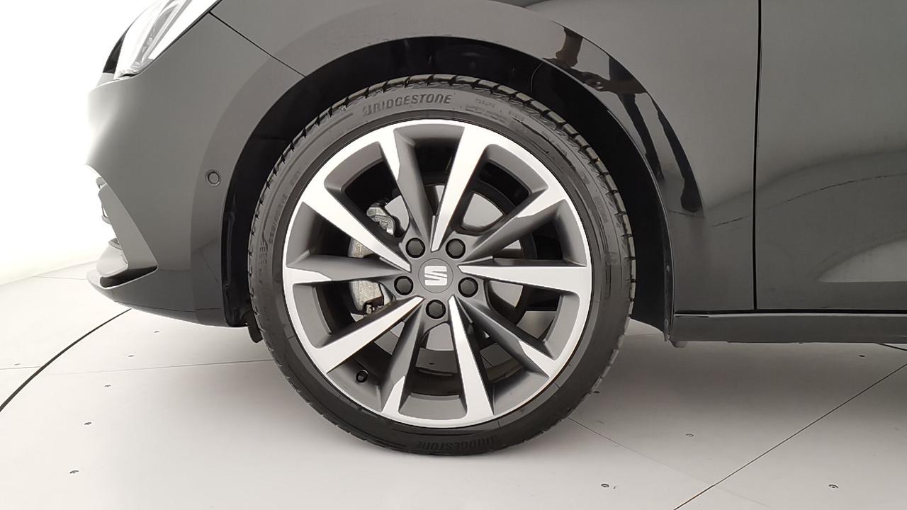 SEAT Leon IV 2020 - Leon 2.0 tdi FR 150cv dsg