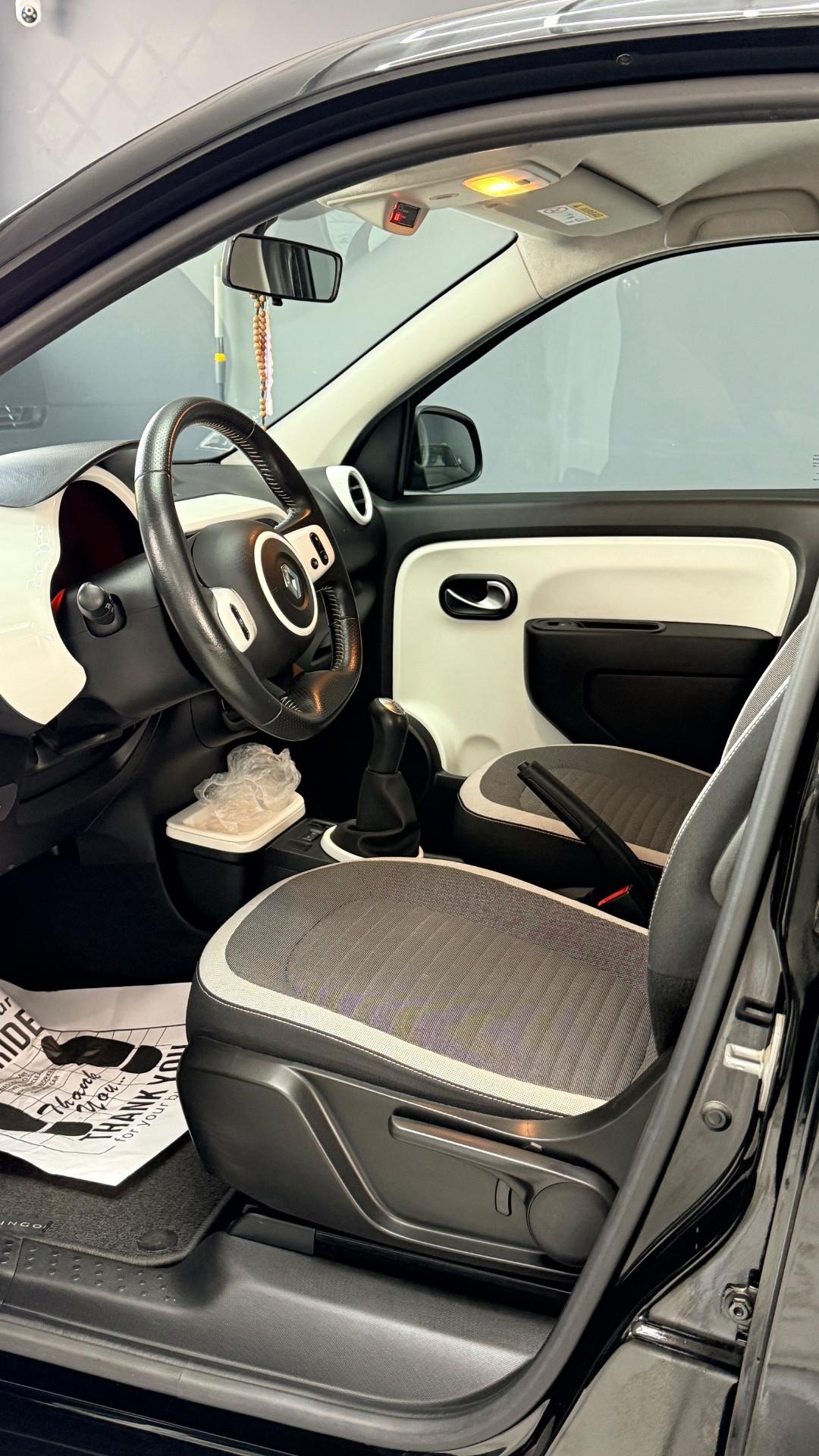Renault Twingo SCe Stop&Start La Parisienne