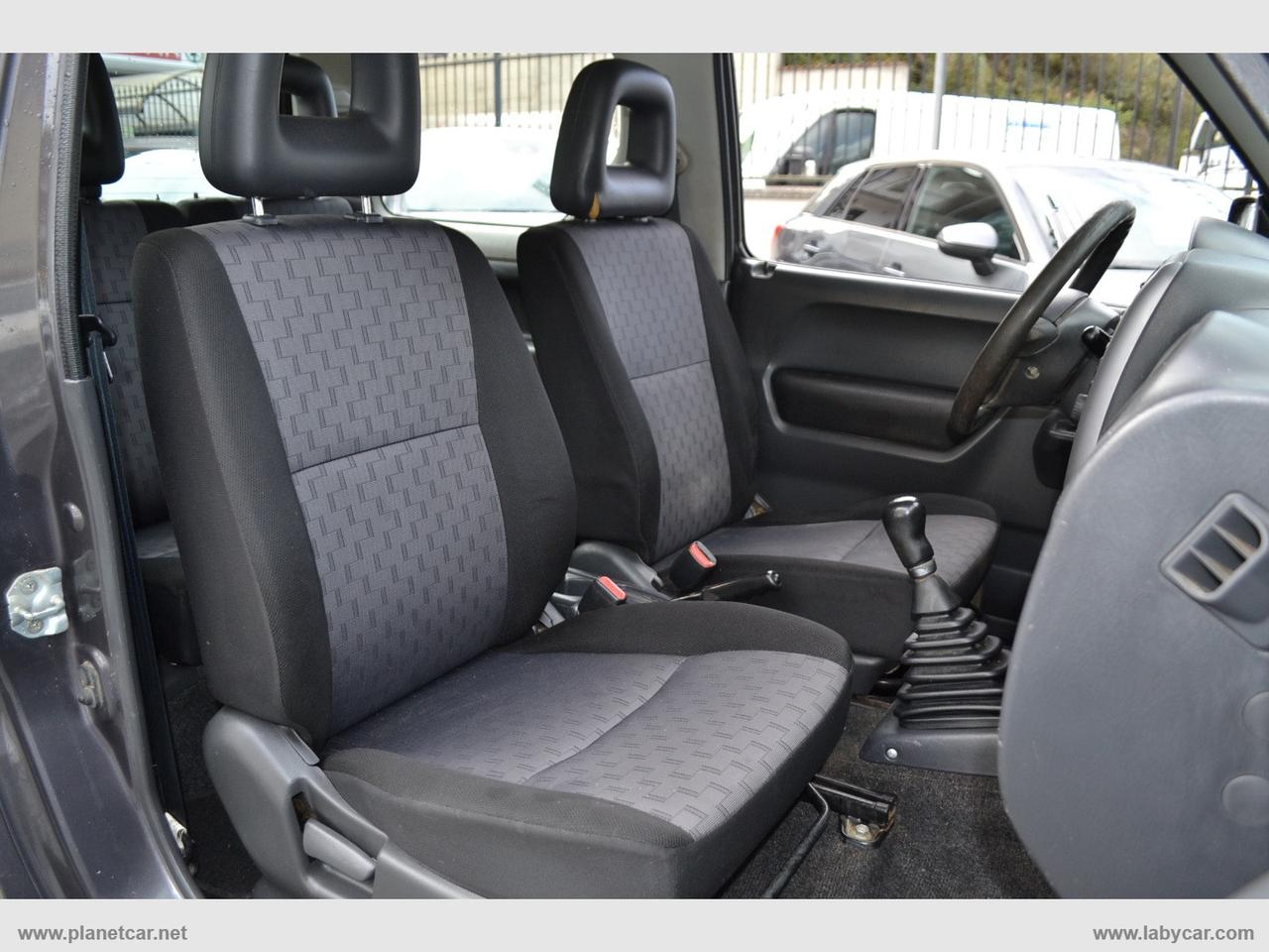 SUZUKI Jimny 1.3 4WD JLX