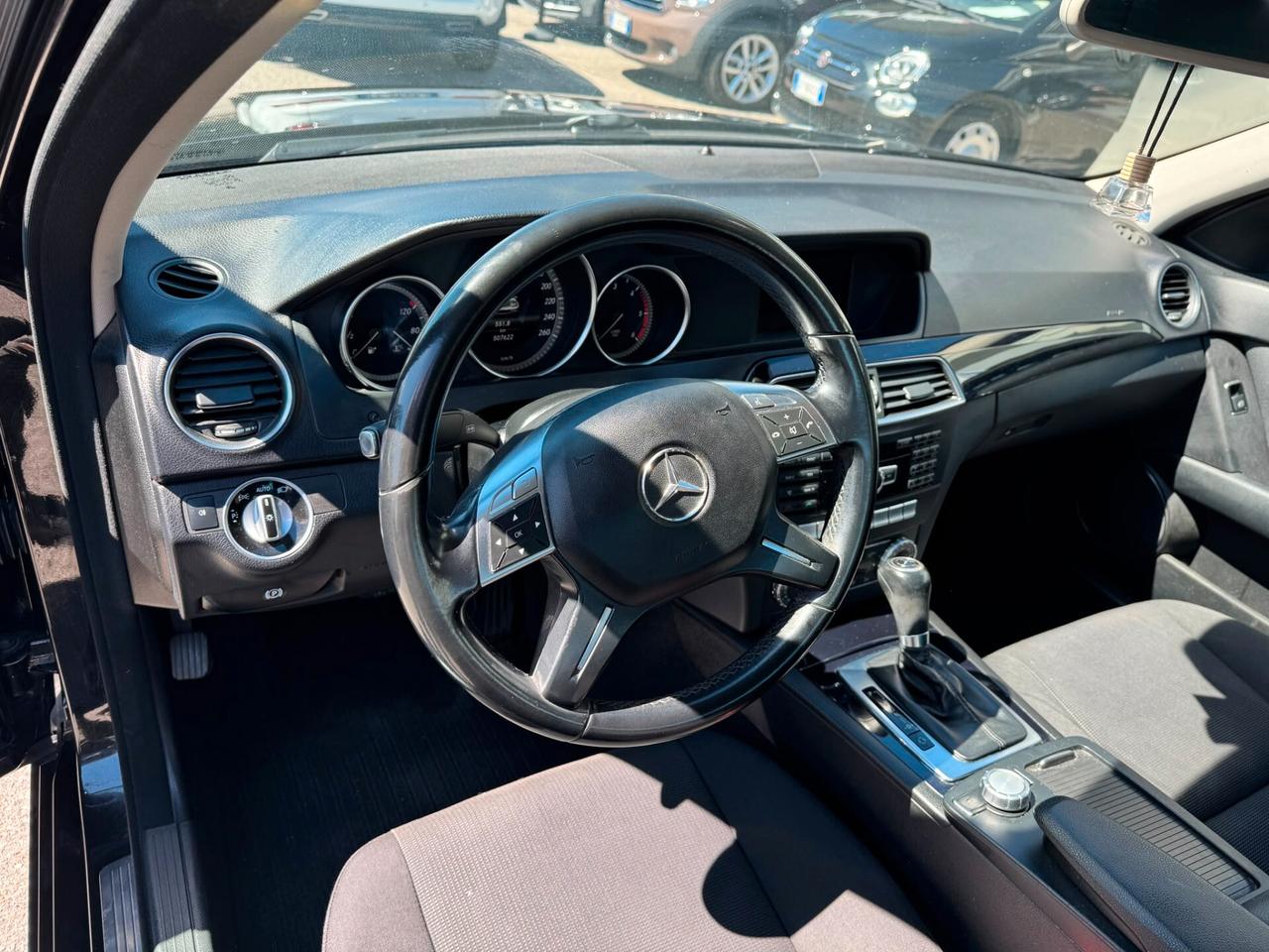 Mercedes-benz C 200 CDI BlueEFFICIENCY Elegance AUTOMATIC