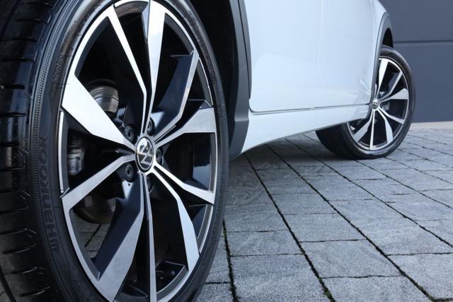 VOLKSWAGEN Taigo 1.0 TSI 115 CV DSG R-Line