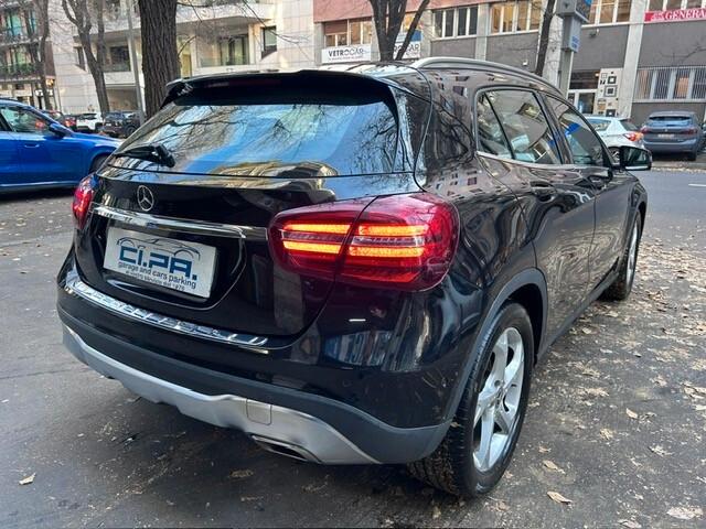 Mercedes-benz GLA 200 d Automatic Premium