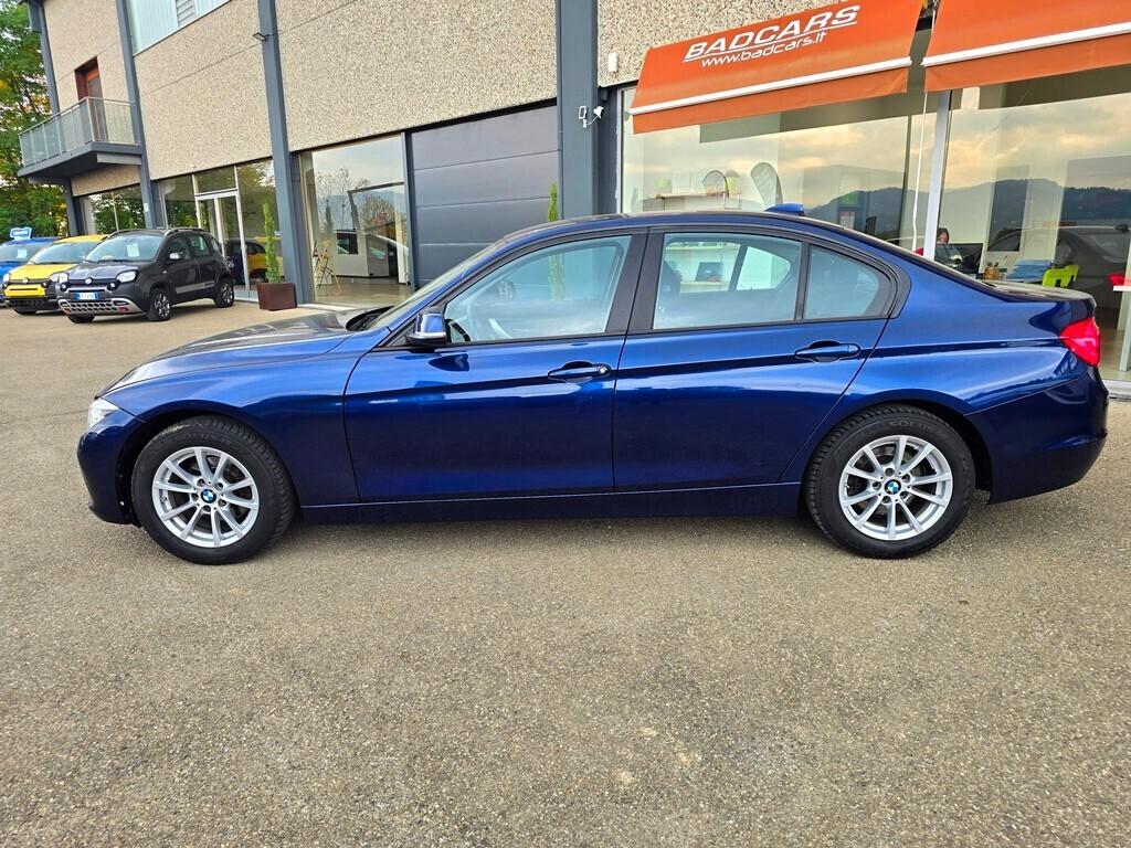 Bmw 318 318d BERLINA LUXURY DA VETRINA!