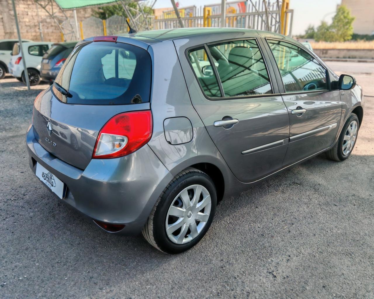Renault Clio 1.2 16V 5 porte GPL Dynamique