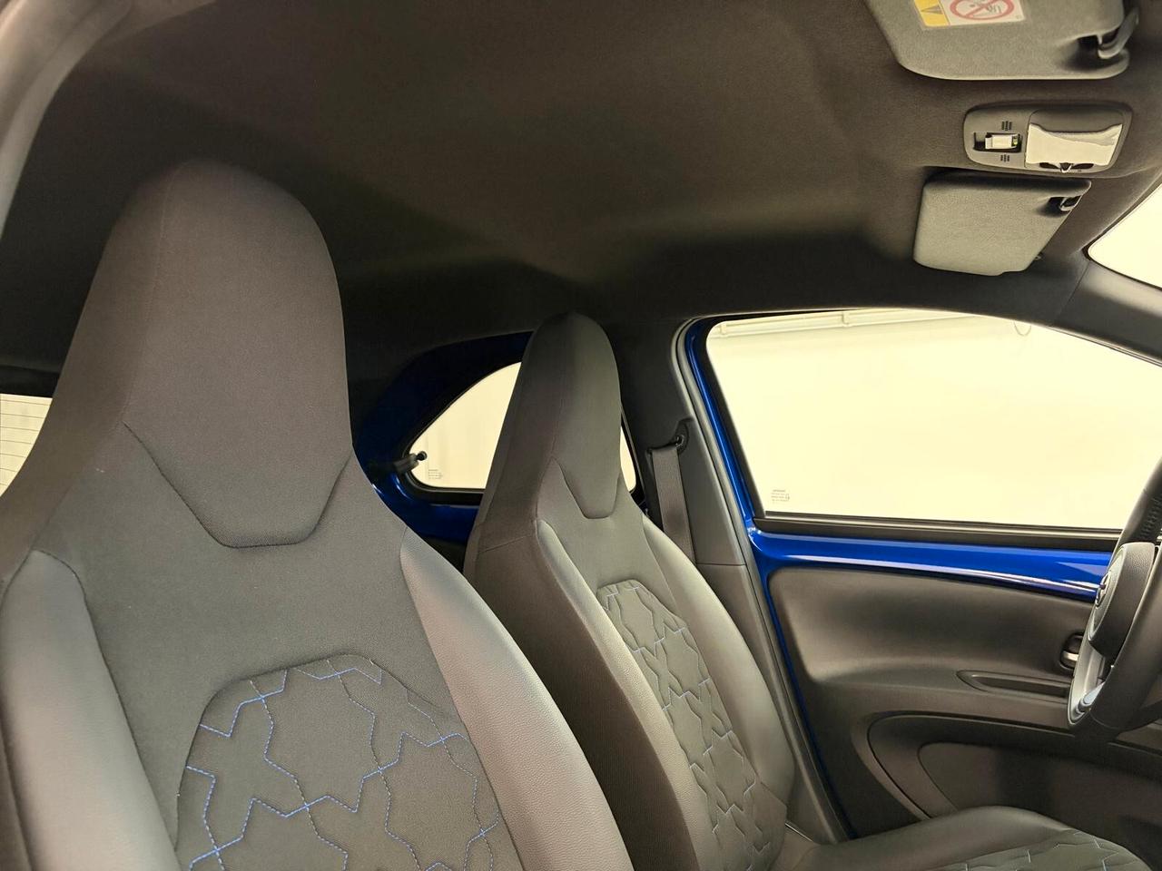 Toyota Aygo X 1.0 VVT-i 72 CV 5 porte Lounge S-CVT