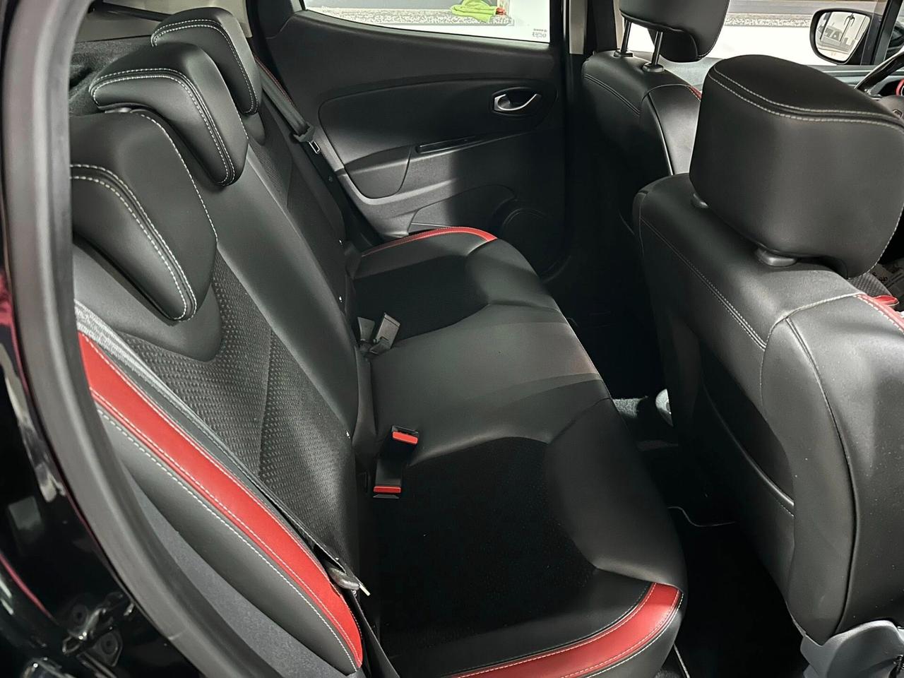 Renault Clio dCi 8V 110CV Start&Stop 5 porte Energy Intens