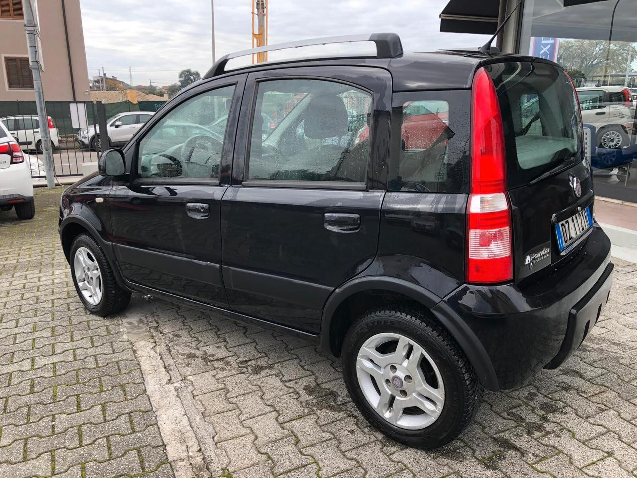 Fiat Panda 1.2 CLIMBING Natural Power GARANZIA CONFORMGEST X 24 MESI RINNOVABILE FINO A 36 MESI!!!