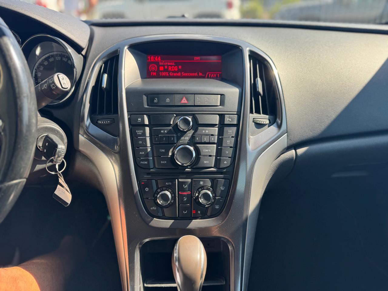 Opel Astra 1.6 turbo Cosmo S 180cv AUTOMATICA