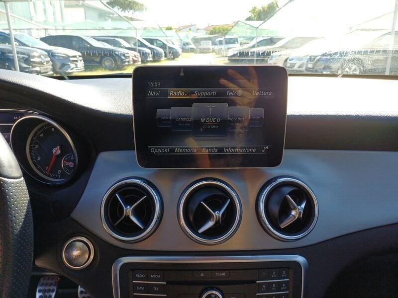 Mercedes-Benz CLA CLA Coupé 180 Premium