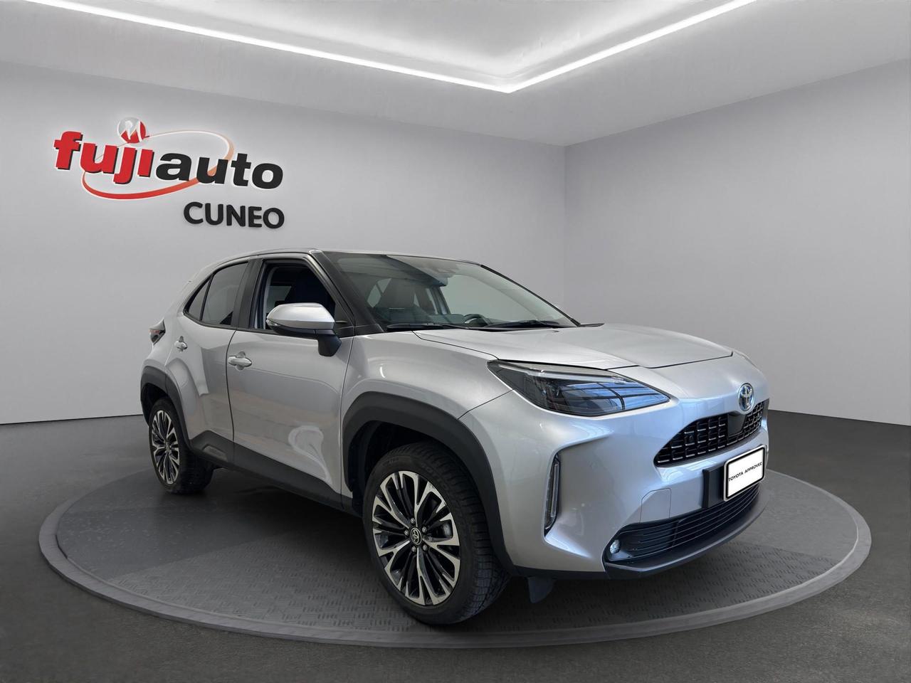 Toyota Yaris Cross 1.5h Lounge fwd 116cv e-cvt