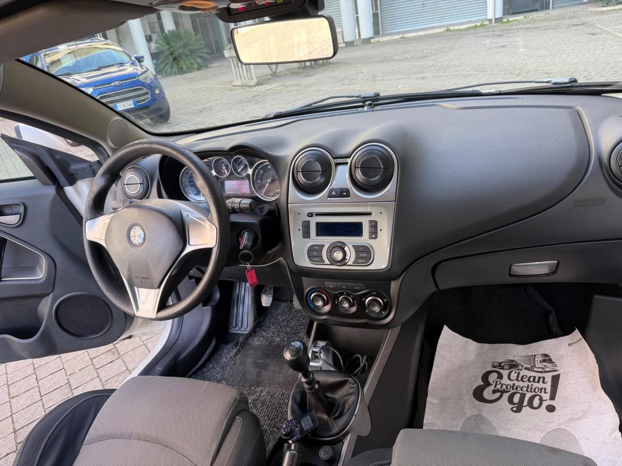 Alfa Romeo MiTo Distinctive Sport Pack