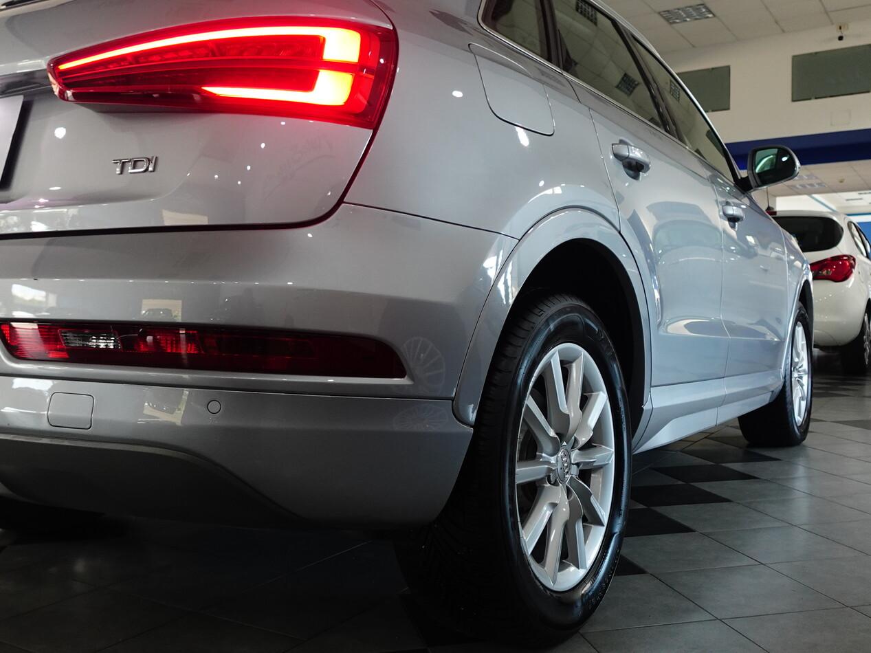 Audi Q3 2.0 TDI 120 CV S TRONIC BUSINESS