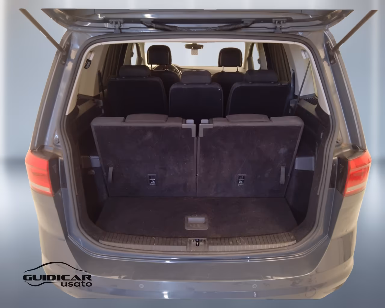 VOLKSWAGEN Touran III 2015 - Touran 2.0 tdi Business dsg