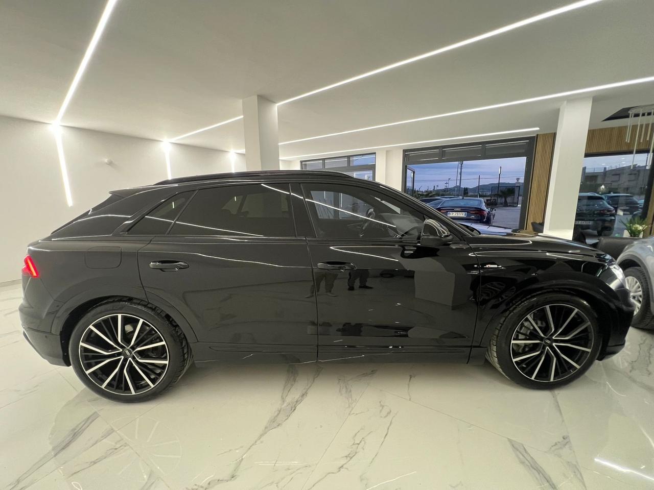 Audi Q8 50 TDI 286 CV quattro tiptronic Sline