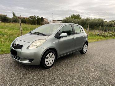 Toyota Yaris 1.3 5 porte