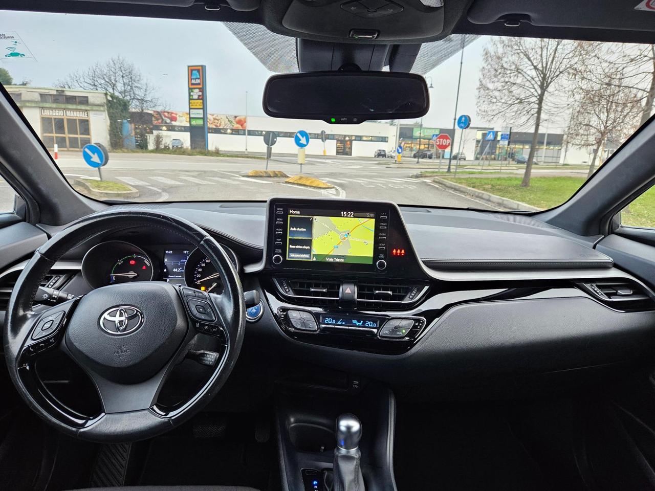 Toyota C-HR 1.8h Business e-cvt