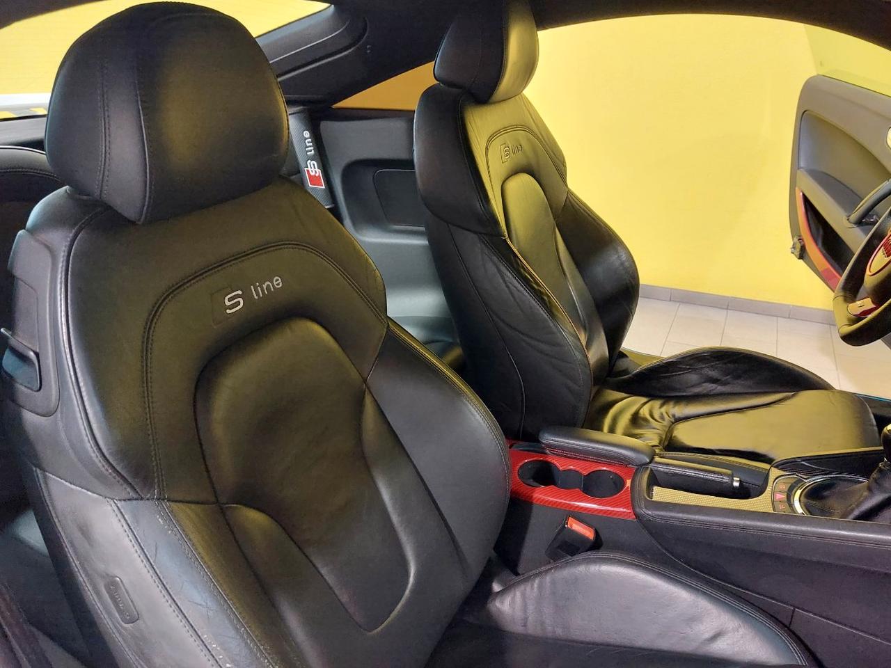 Audi TT Coupe 2.0 tfsi S-LINE