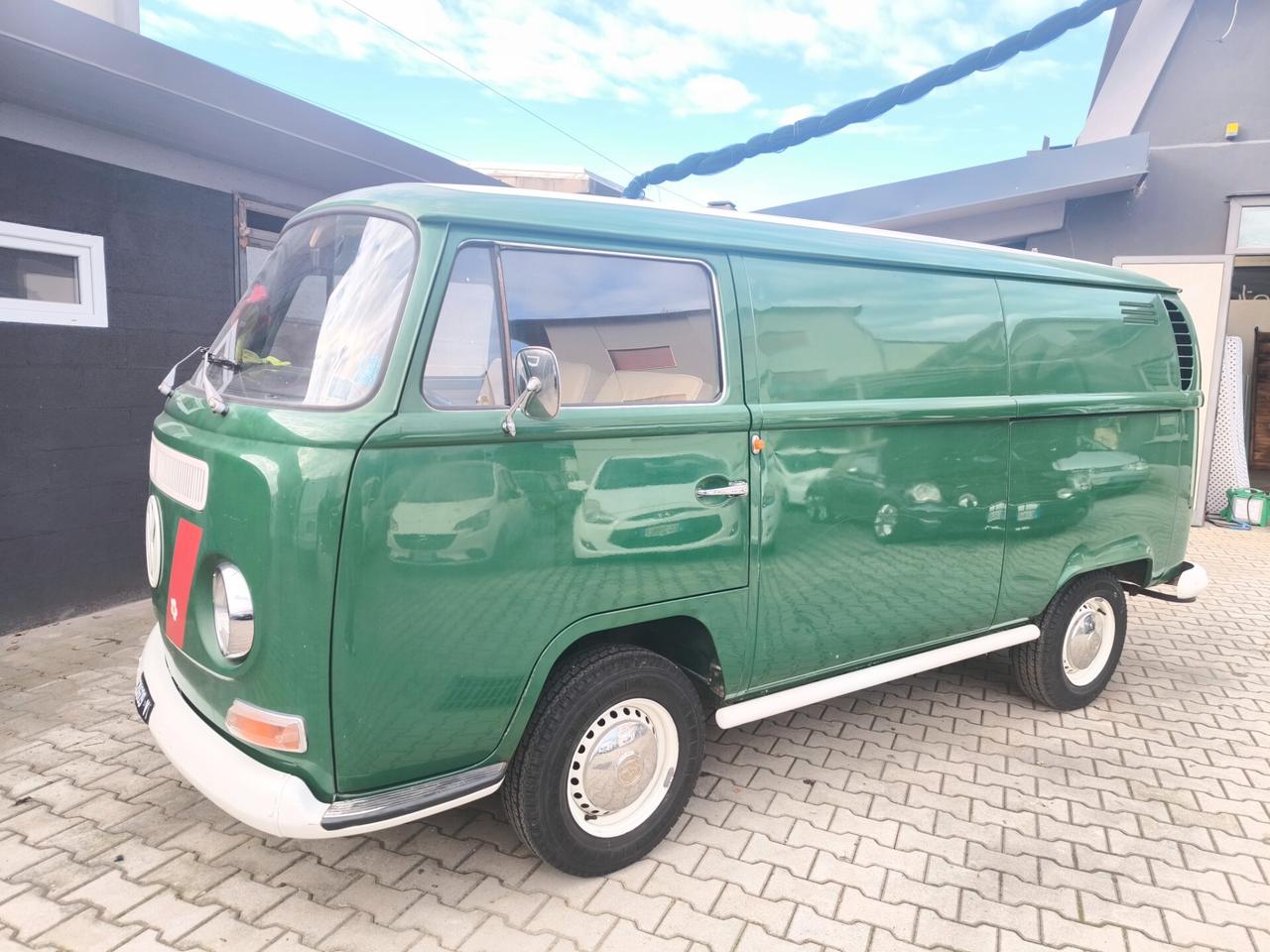 Volkswagen T2 1,6 BENZINA- I°SERIE – 1971 -FRECCE BASSE
