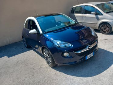 Opel Adam 1.2 70 CV Black Jack