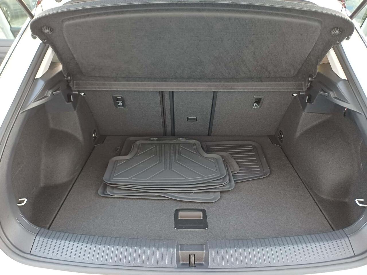 Volkswagen T-Roc 1.0 TSI 110 cv Style