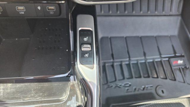 KIA Sorento 1.6 T-GDi HEV AT6 4WD Evolution PERMUTE TETTO
