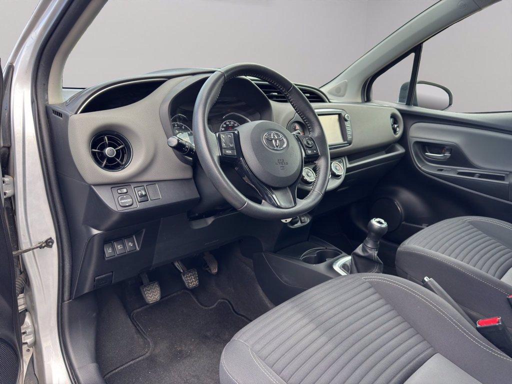 TOYOTA Yaris 5p 1.0 active del 2017
