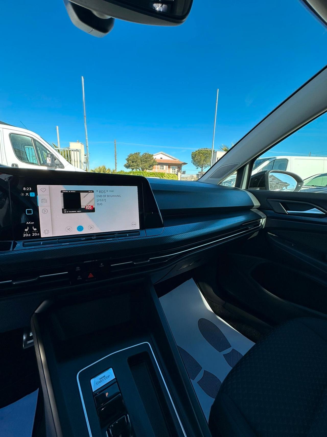 Volkswagen Golf VIII 2.0 TDI DSG UNITED