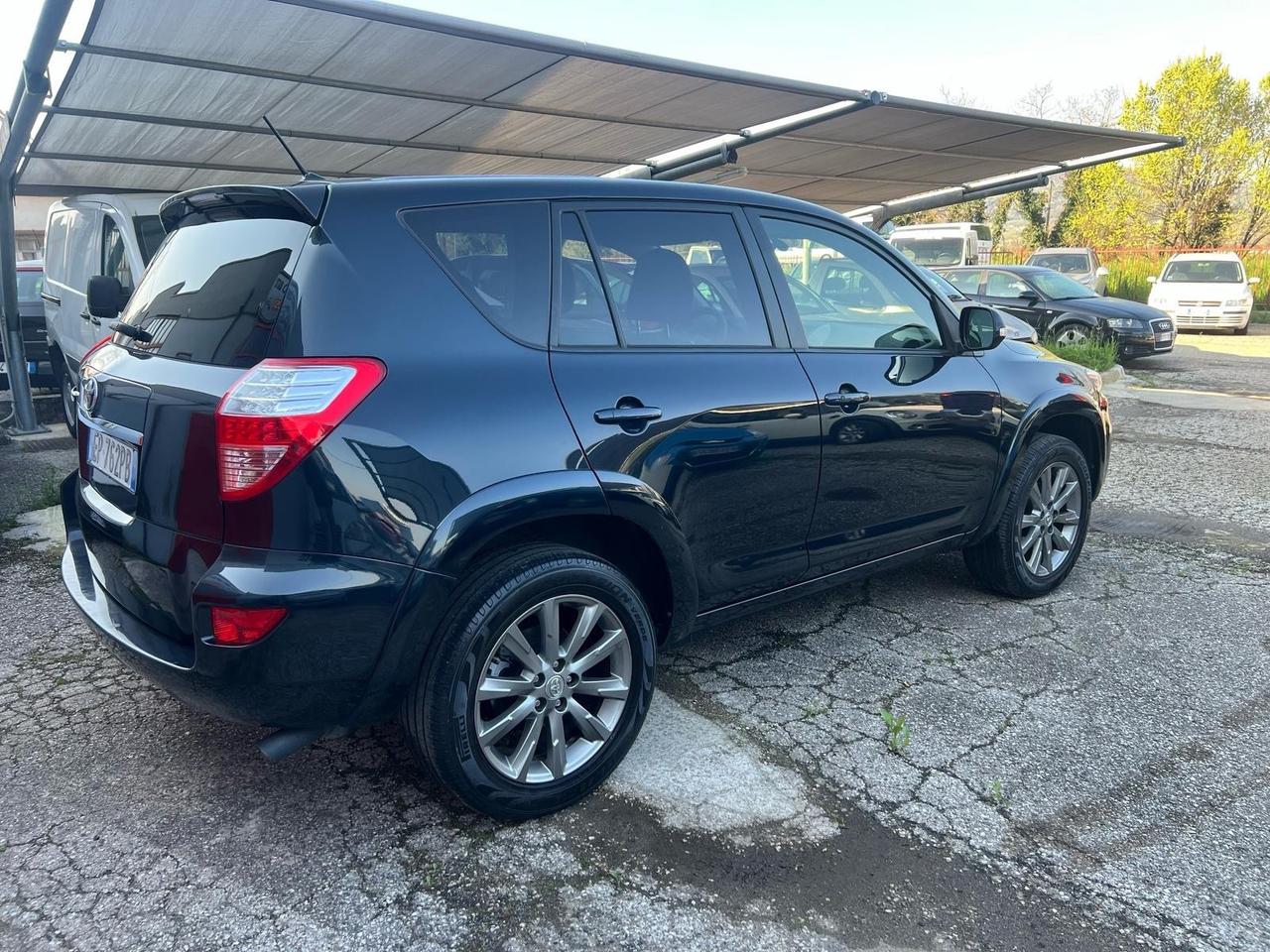 Toyota RAV 4 RAV4 Crossov. 2.2 D 150 CV Style 2013