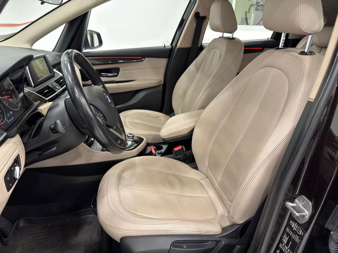 Bmw 2er Active Tourer 218i Luxury