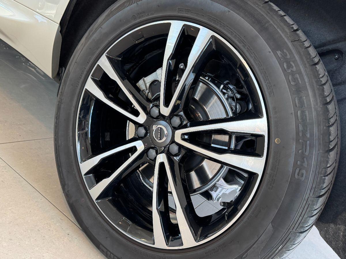 VOLVO XC60 D4 AWD Geartronic Inscription