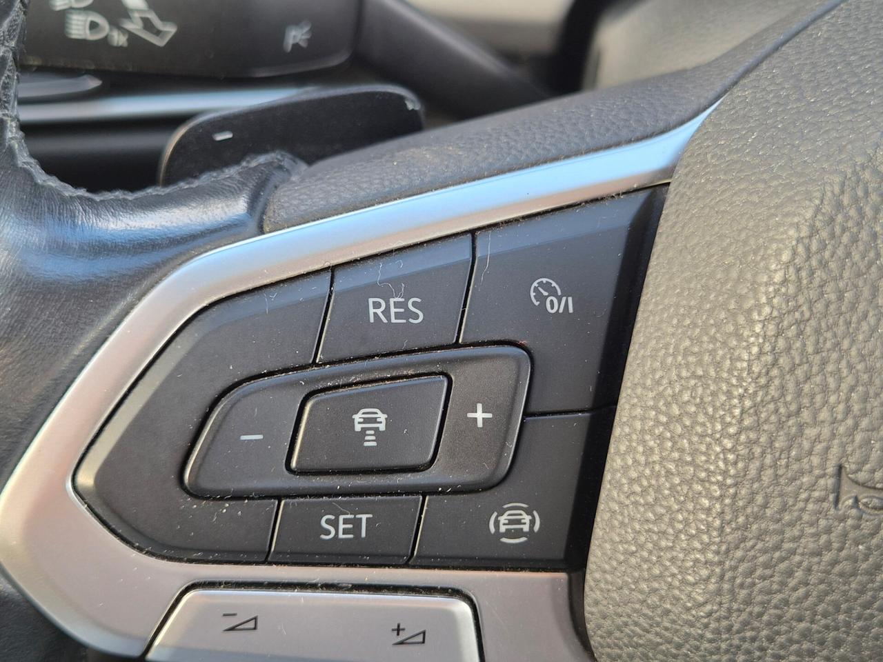 Volkswagen Golf 1.0 eTSI EVO DSG Life
