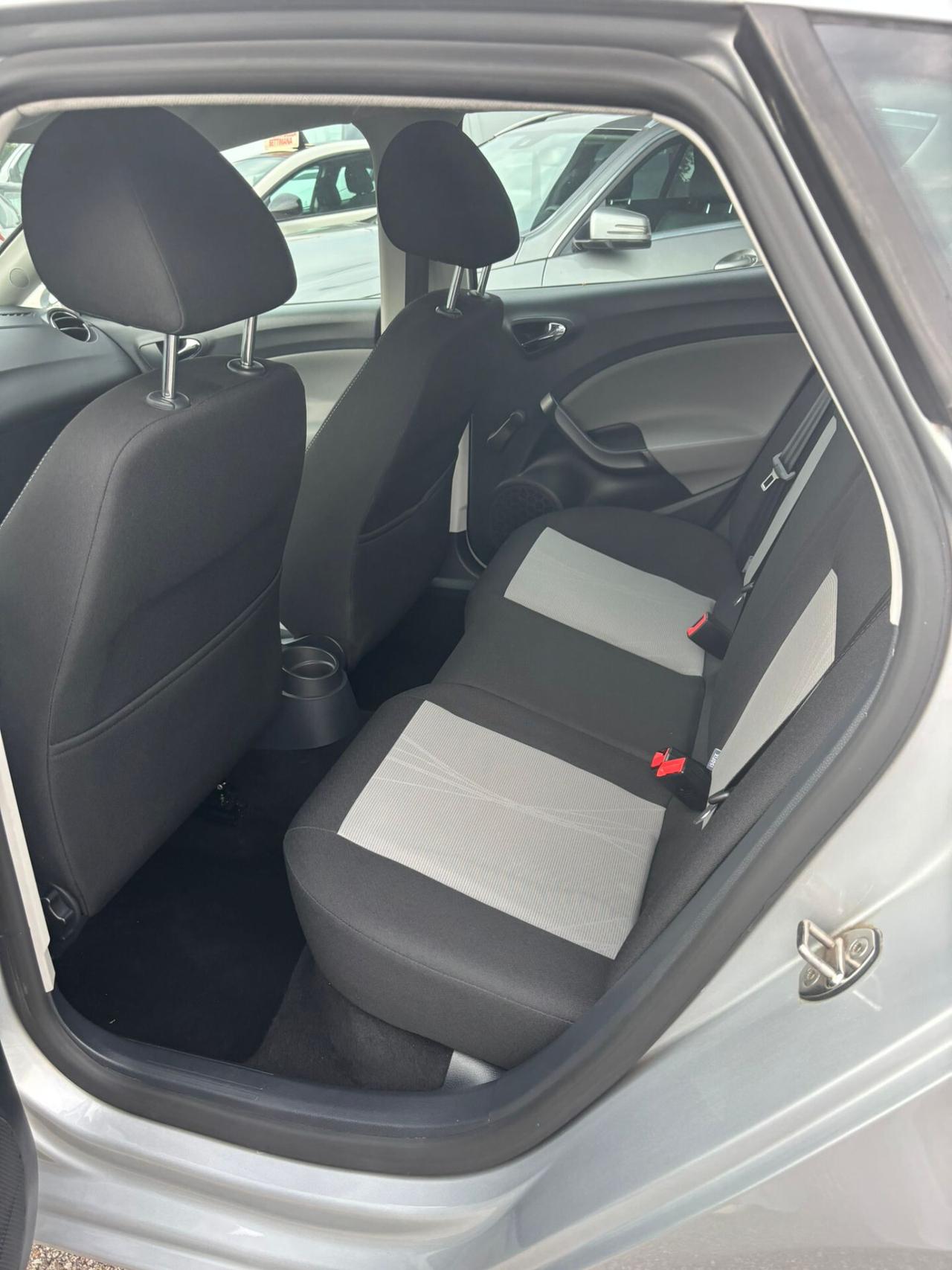 Seat Ibiza 1.2 TDI CR 5 porte 75cv neopatentati