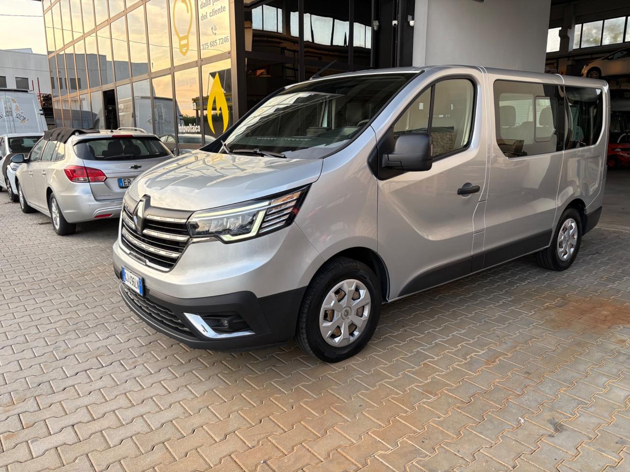 Renault Trafic T27 2.0 dCi 170CV EDC PC-TN-DC Furg. Energy Ice Plus