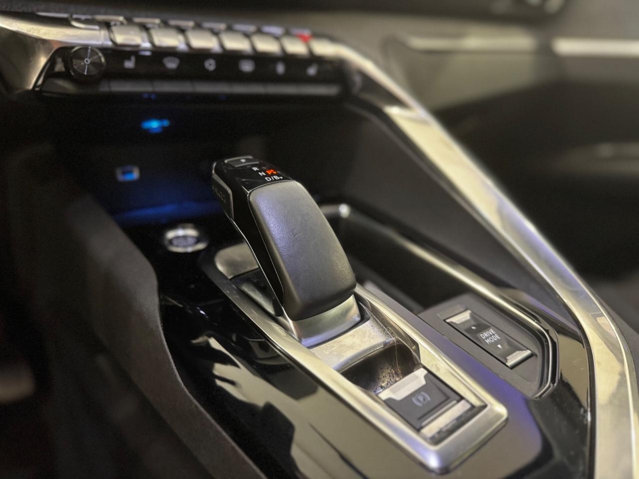 Peugeot 3008 Hybrid Allure Pack 43000km AUTOMATICA