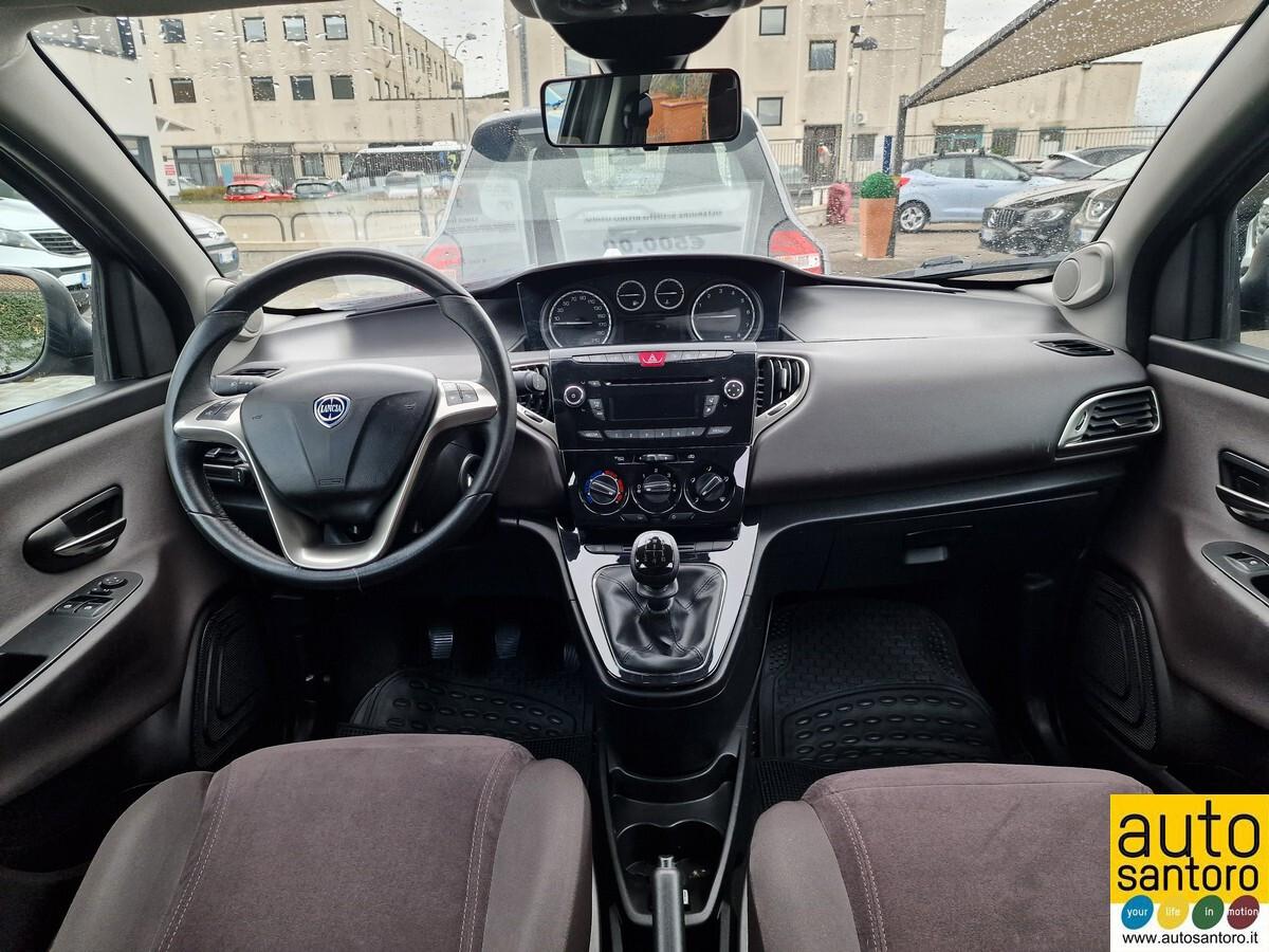 LANCIA YPSILON 1.2 SILVER