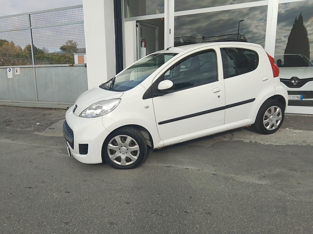 Peugeot 107 1.0 68CV 5p. Active