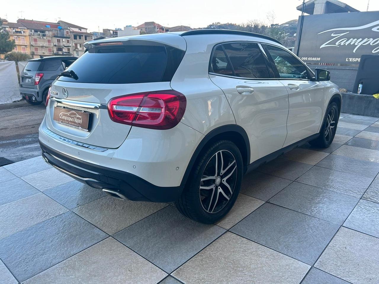 Mercedes-benz GLA 200D Automatic Executive 2016