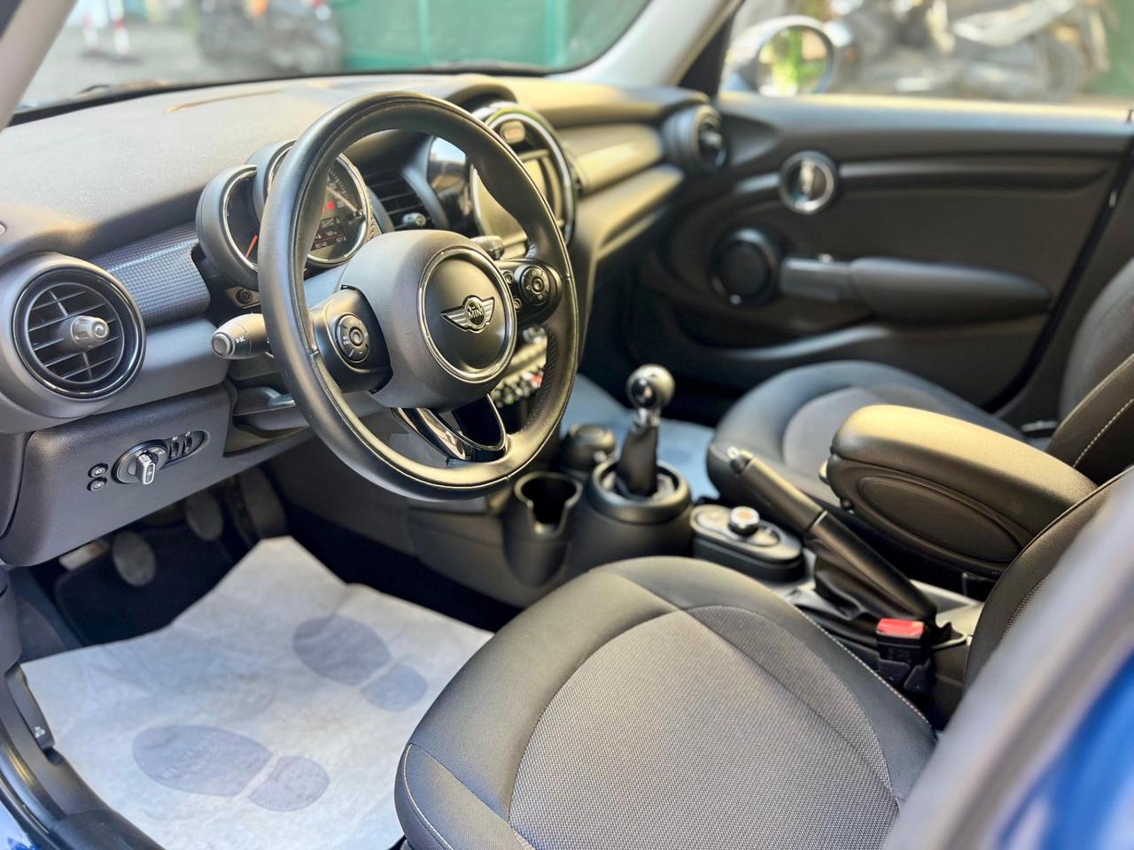 Mini Cooper 5 porte 1.5 Boost