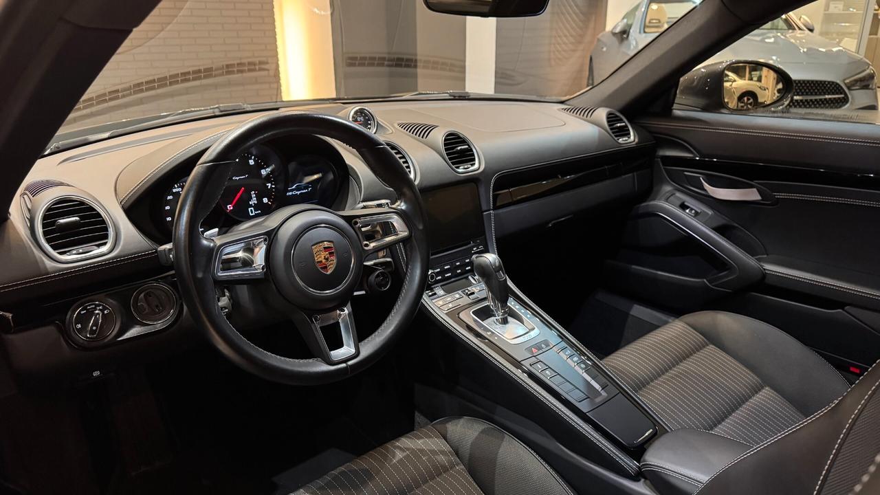 Porsche 718 Cayman 2.0 T 300cv - 2022