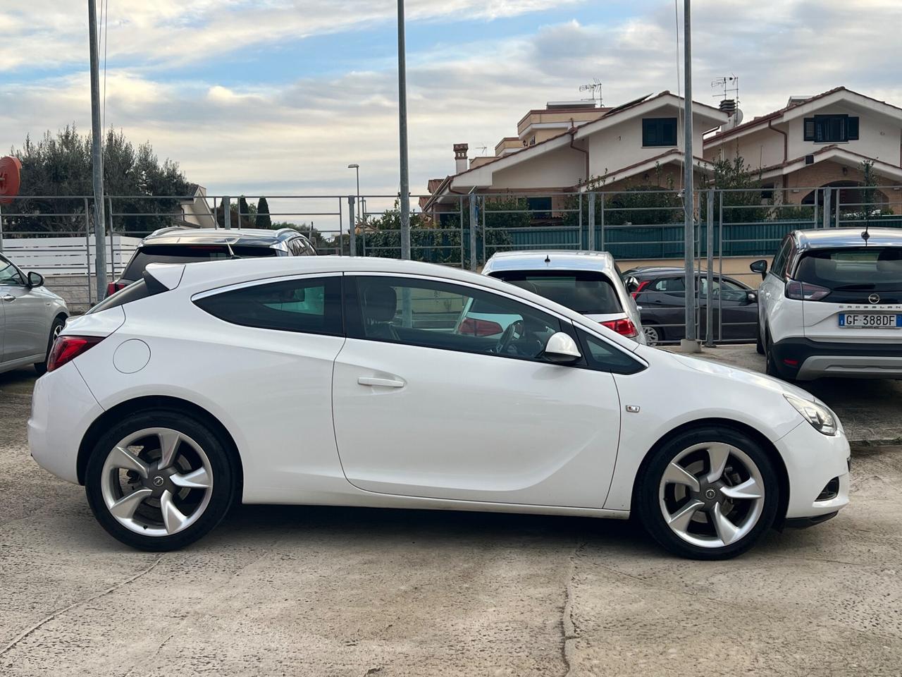 Opel Astra GTC 1.4 Turbo 140CV S&S 3 porte Elective