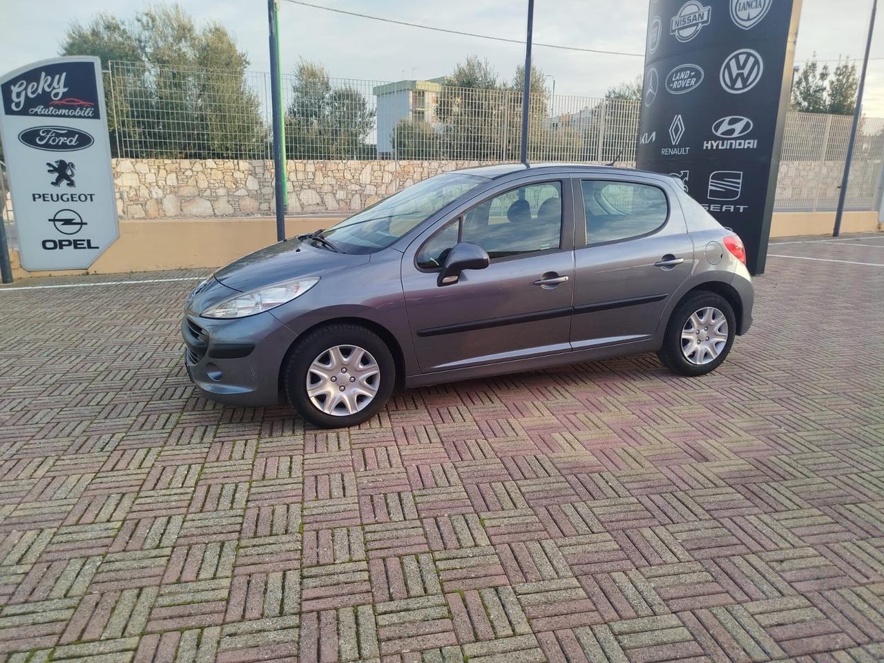 Peugeot 207 1.4 HDi 70CV 5p. Energie Sport