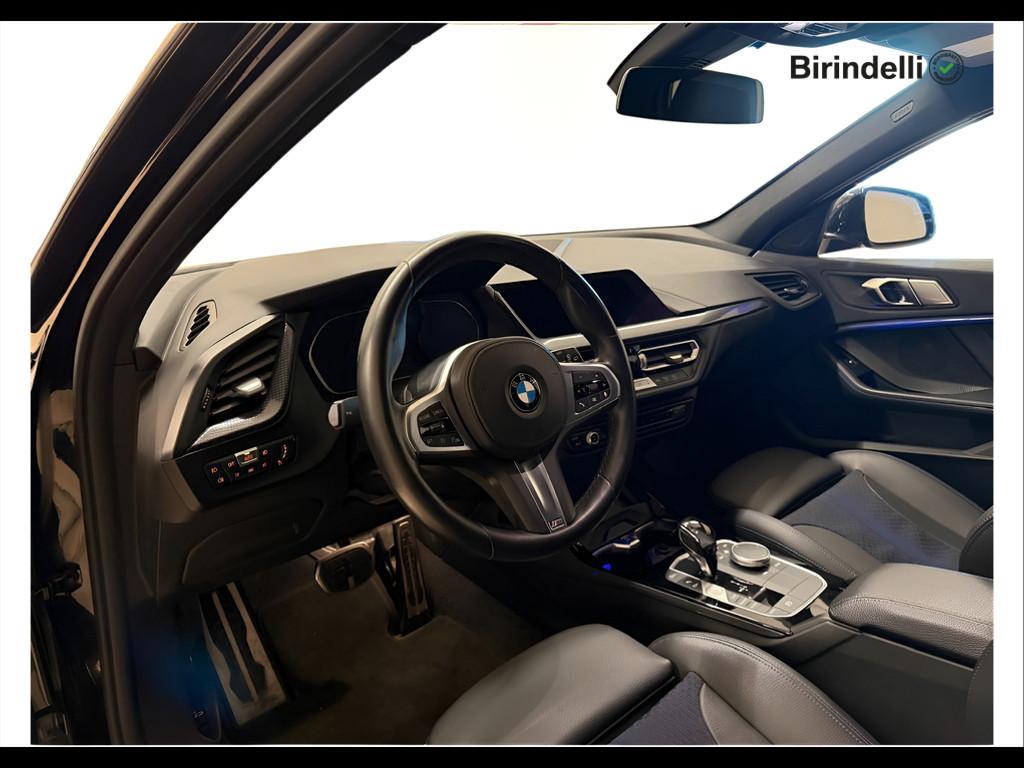 BMW Serie 1 (F40) - 118d 5p. Msport