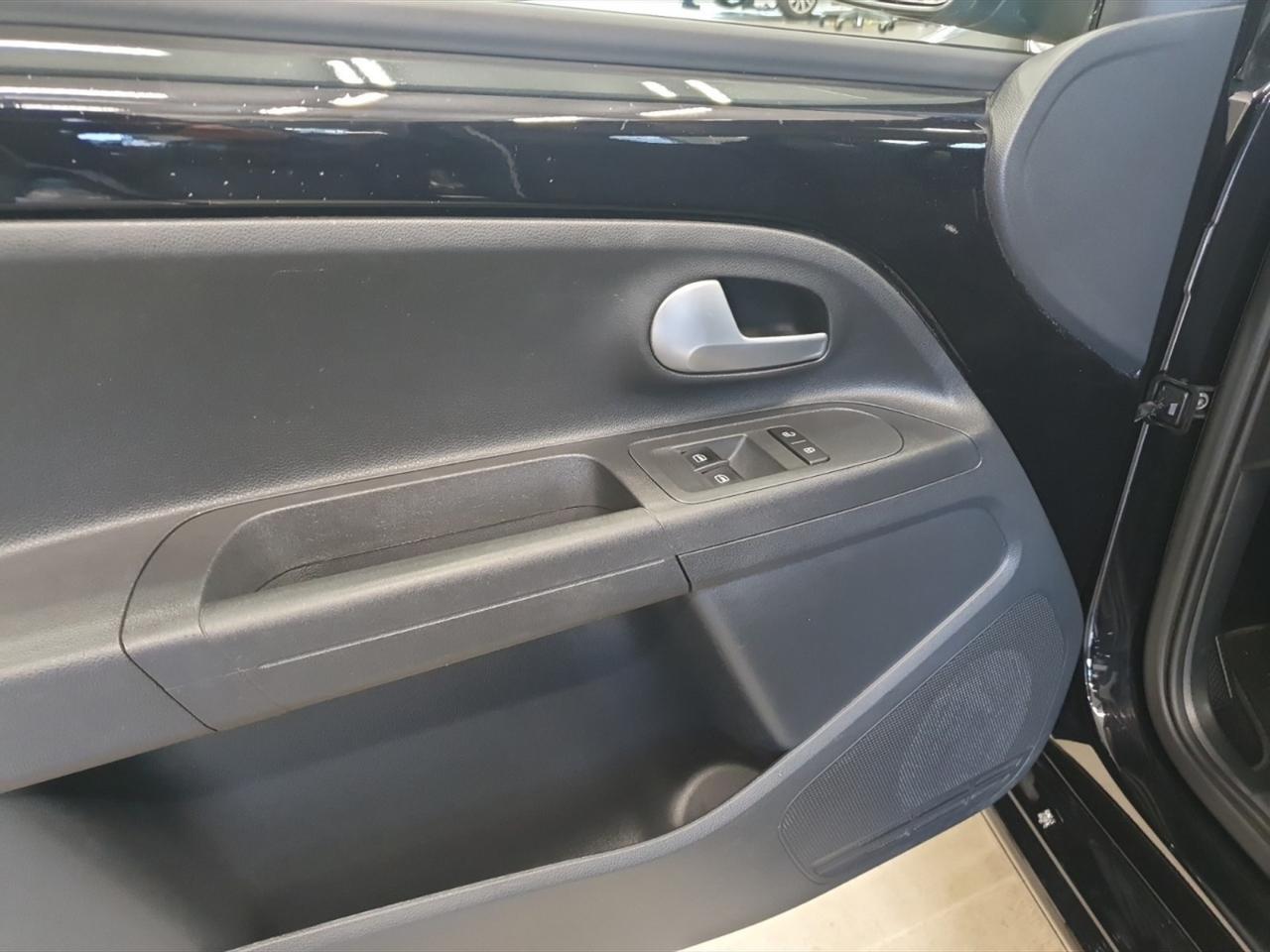 Volkswagen up! 5p 1.0 eco move 68cv my20