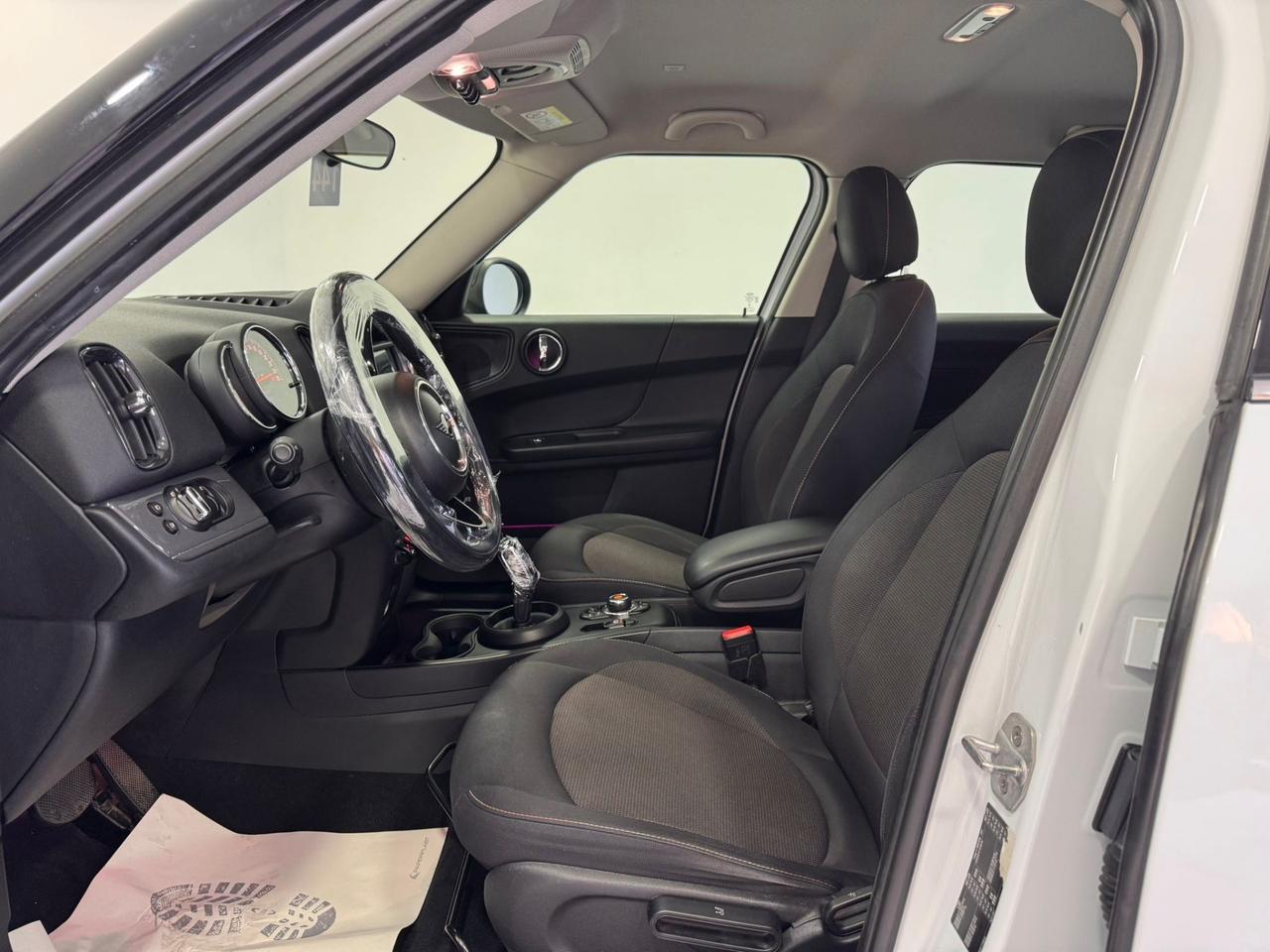 Mini Cooper D Countryman 2.0-2019-garantita