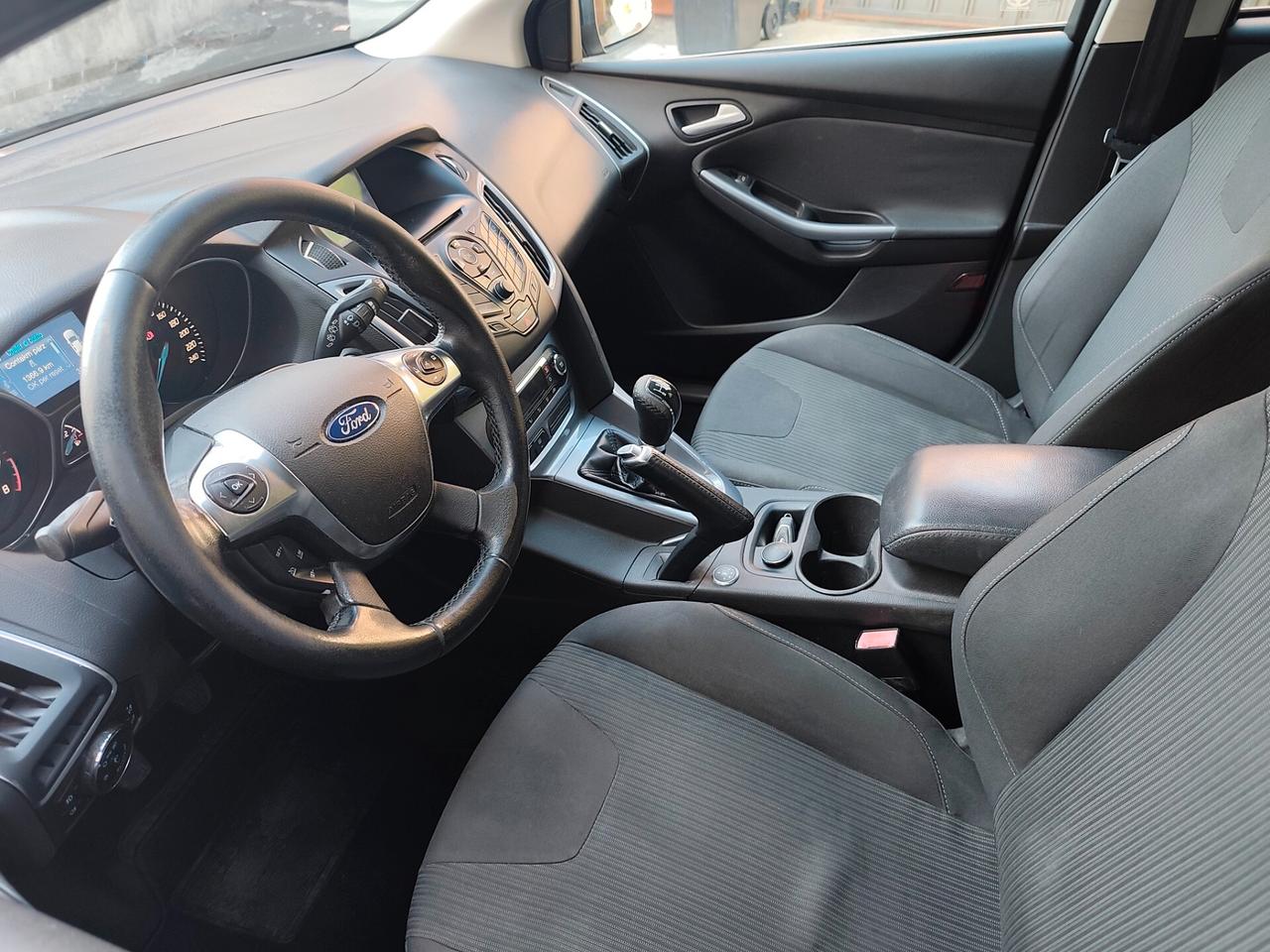 Ford Focus 1.6 120 CV GPL SW Titanium Leggi