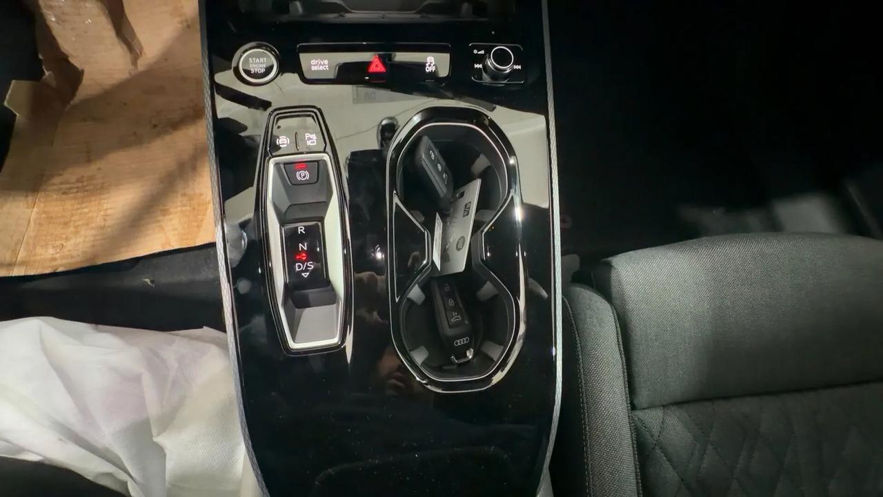 Audi A5 Avant 2.0 tdi mhev S line 204cv s-troNIC